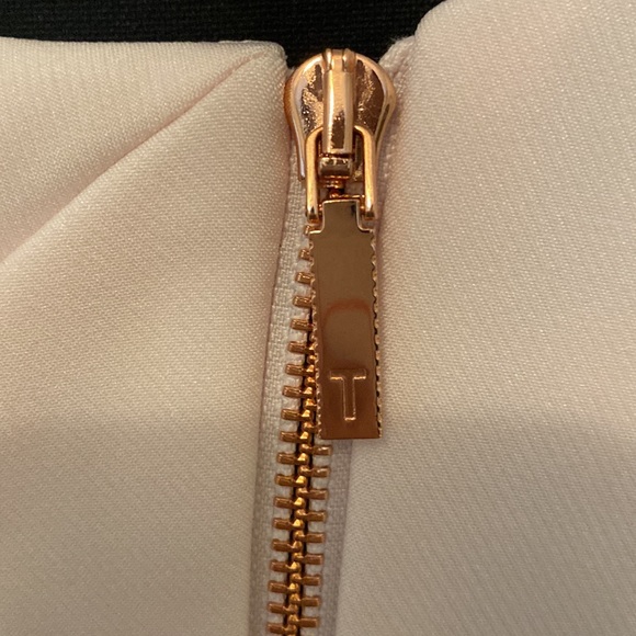 TED BAKER DRESS ⭐️⭐️ - Picture 8 of 10